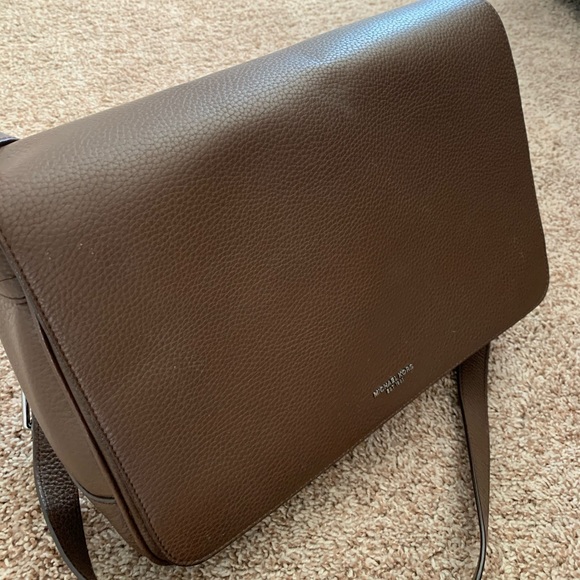 Michael Kors Messenger bag - Picture 1 of 8